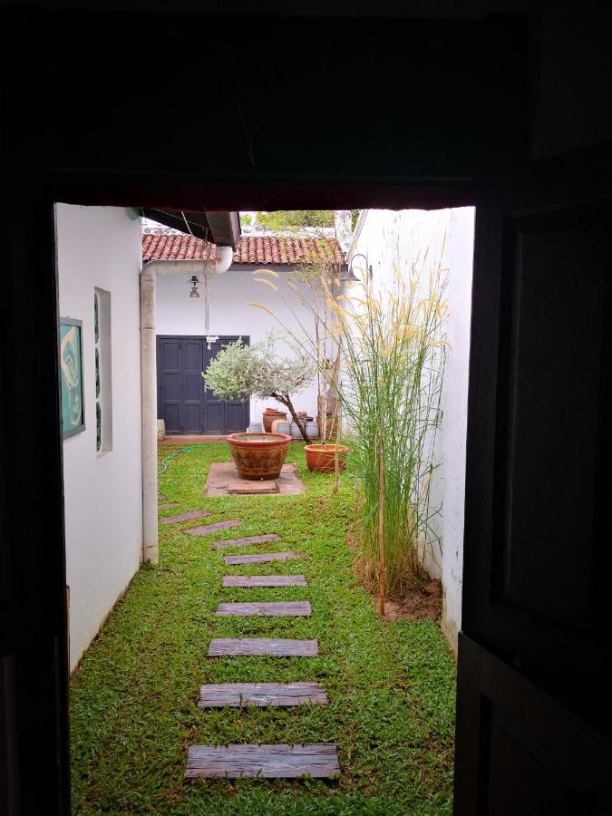 Colin'S Place Malacca Exteriör bild