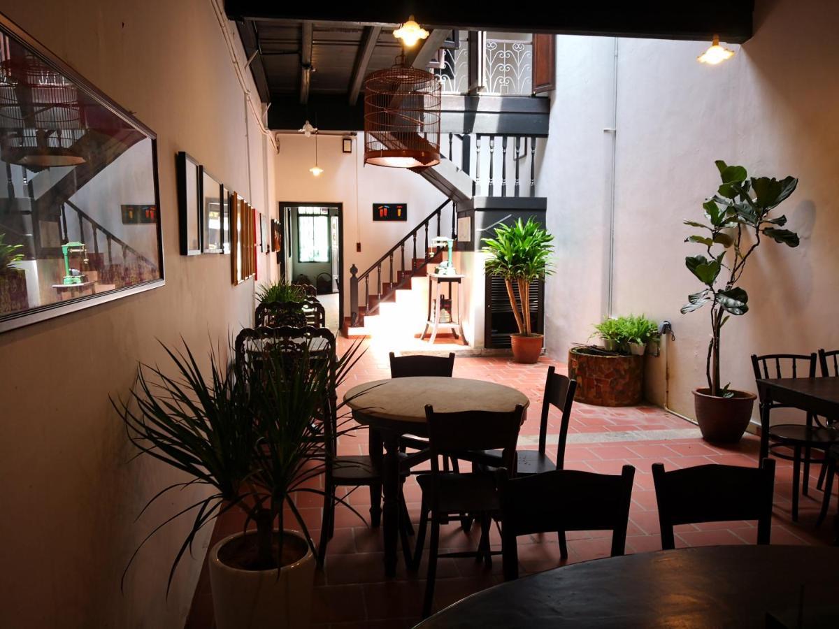 Colin'S Place Malacca Exteriör bild